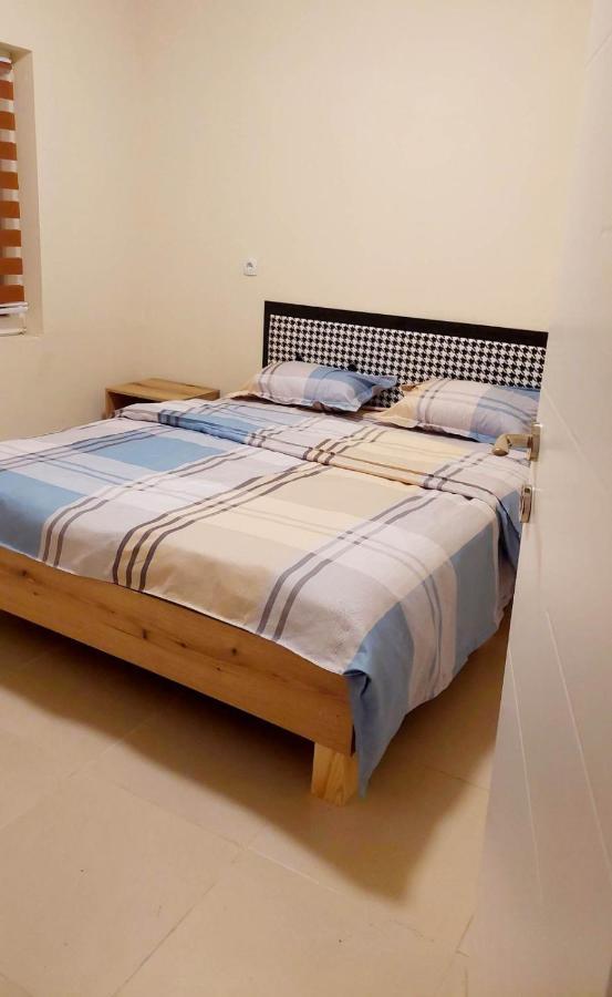 City Hostel Skopje Bagian luar foto